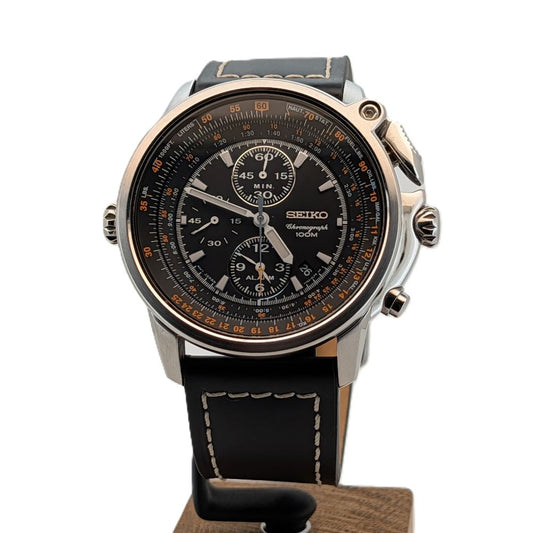 Seiko Chronograph Flight Master Rare Watch with Box and Papers
