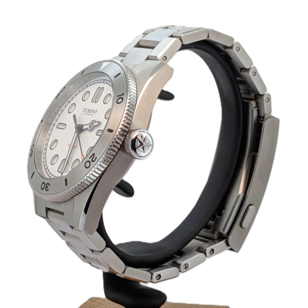 Tuseno Shellback White Dial Watch Full set from 2024